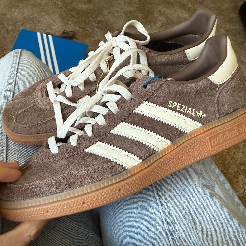 adidas Handball Spezial Earth Strata Gum IF6490 Women's Size 7 New - Authentic